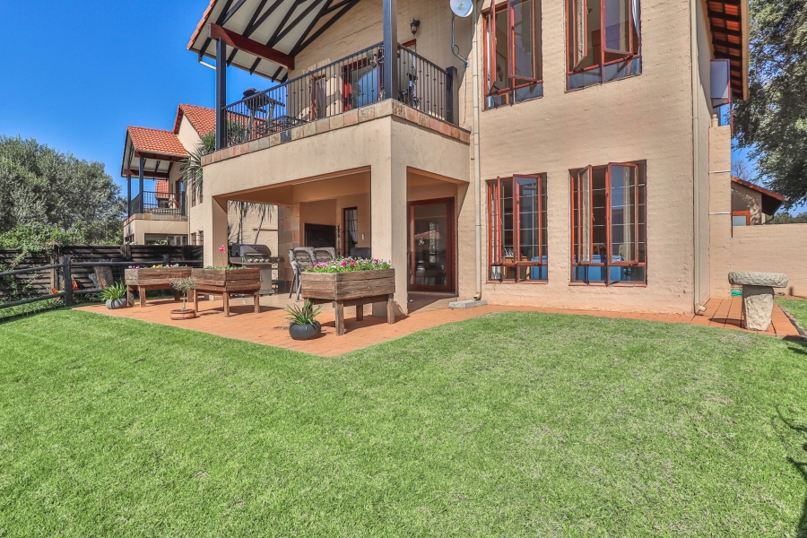 To Let 3 Bedroom Property for Rent in The Coves North West